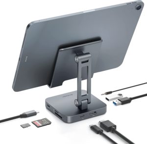 USB C Hub Stand 2