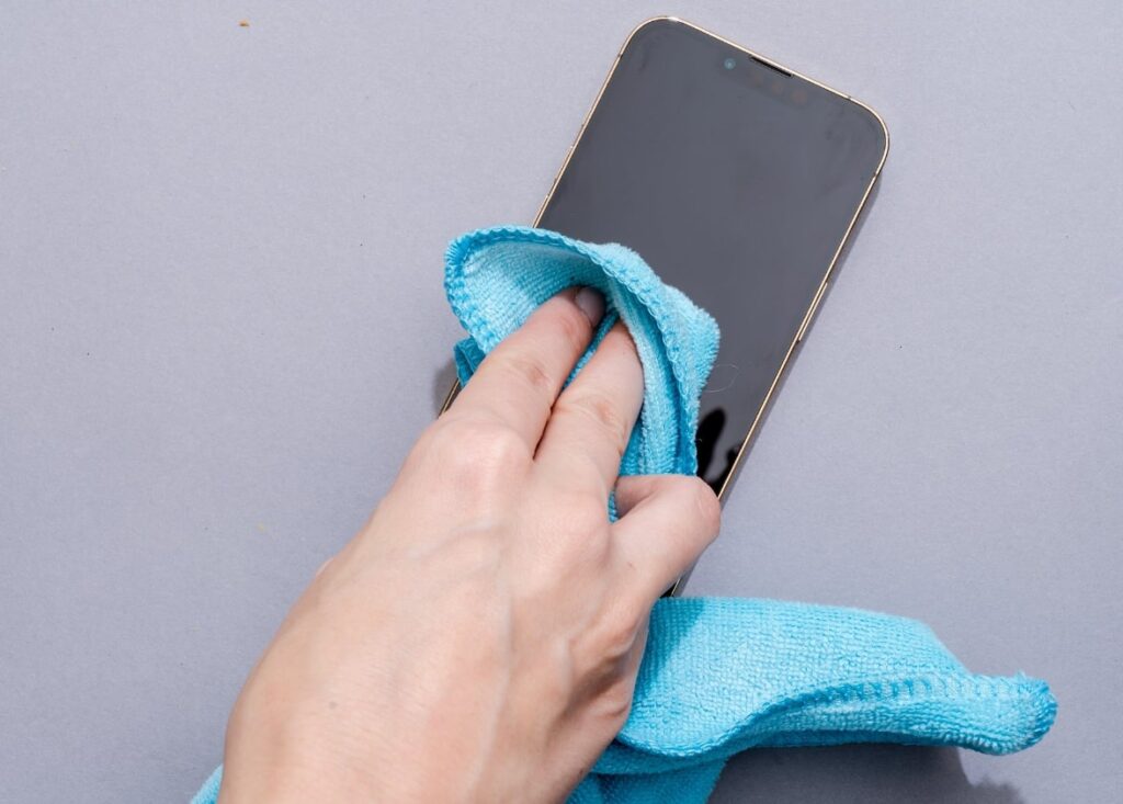 use gentle cloth to wipe screen