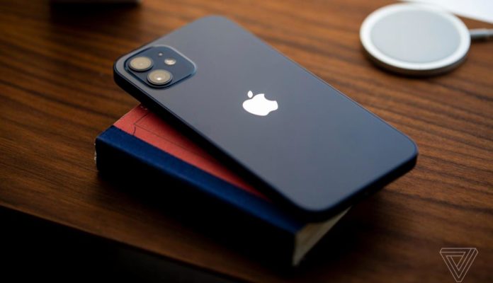 Wie schützt man die Kamera des iPhone 12