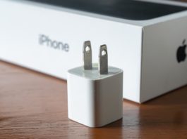 Peut-On Charger un iPhone Série 13 avec un Ancien Chargeur