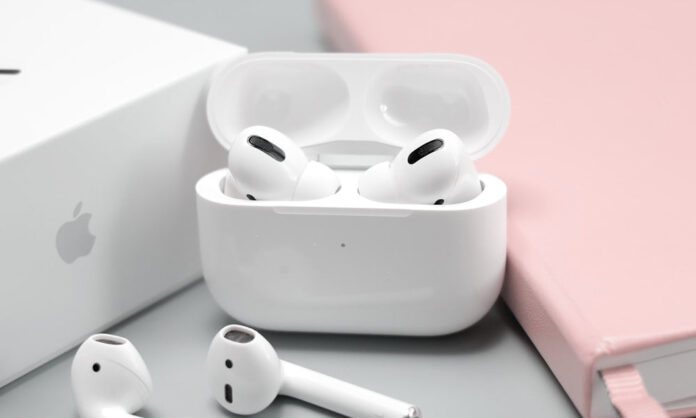 les coques airpods pro conviennent elles aux airpods 4